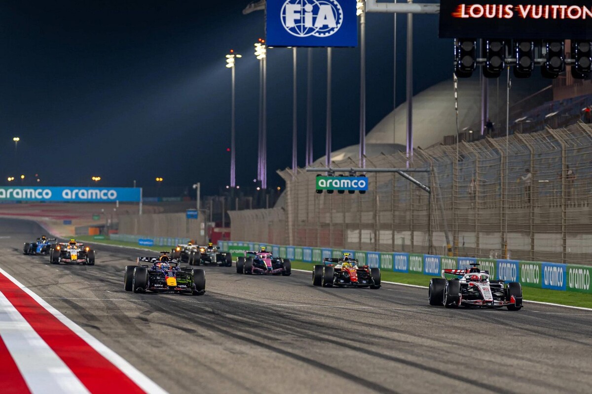 Пятый год подряд на российском ТВ не будет трансляций Формулы 1Фото: F1  📷
