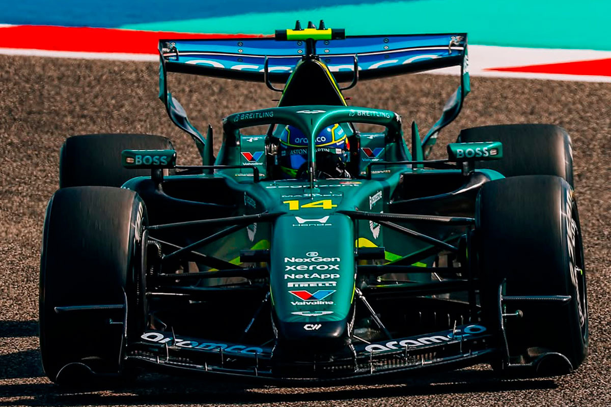    Фото: astonmartinf1 / Instagram