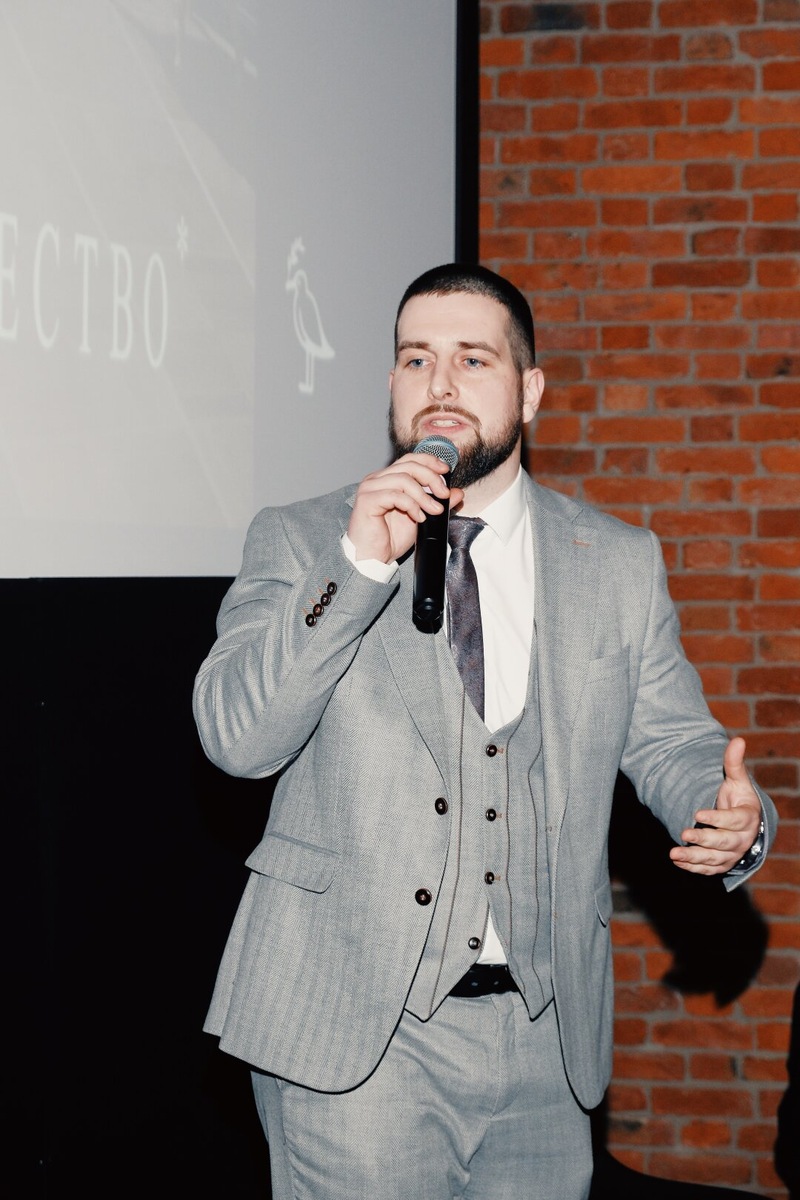   Аким Неаронов