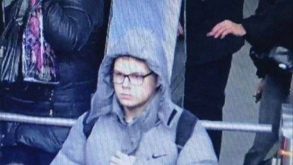 Пропавшего 17-летнего подростка последний раз видели на станции метро «Ладожская»