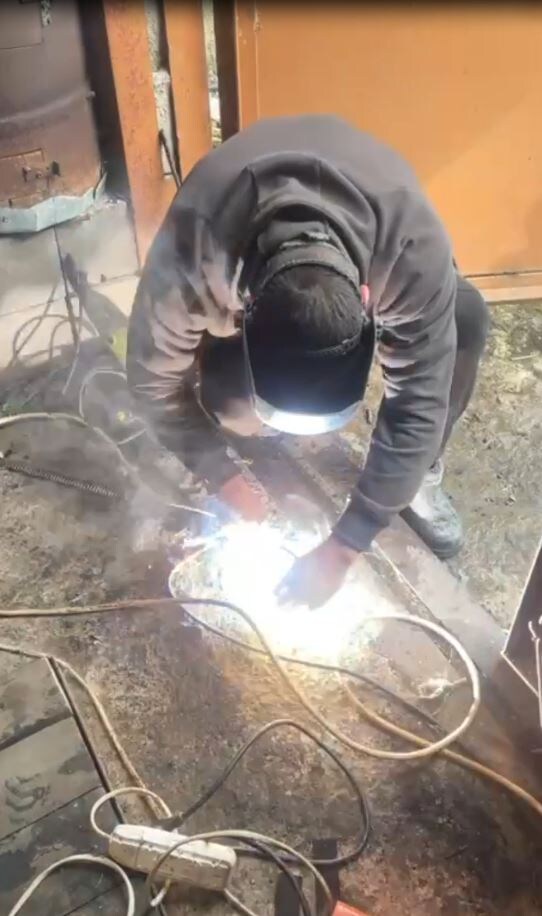 Сварщик Макеевка Ханженково ДНР