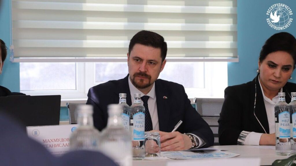 ФОТО: Русский дом в Душанбе