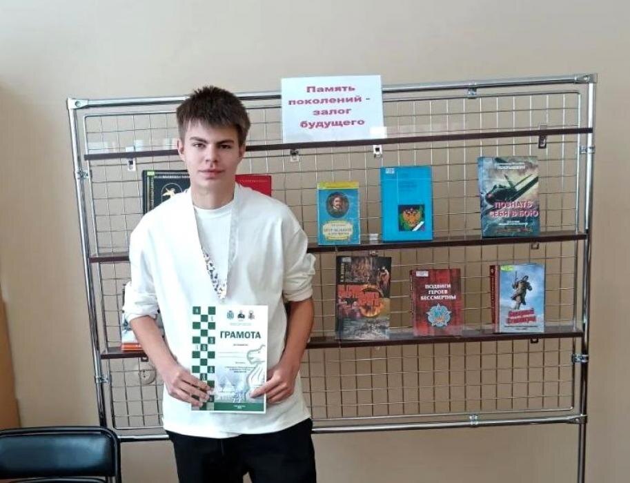 В Великих Луках определили чемпионов Псковской области по шахматам среди мужчин и женщин
Фото: Федерация шахмат Псковской области