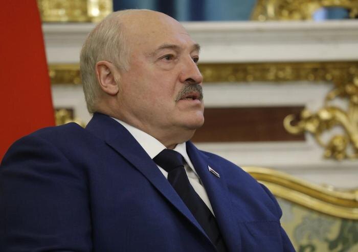 Александр Лукашенко. Обложка © Life.ru