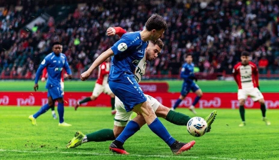    «Локомотив» обыграл «Пари НН» вдесятером. Фото: Соцсети ФК «Пари НН»