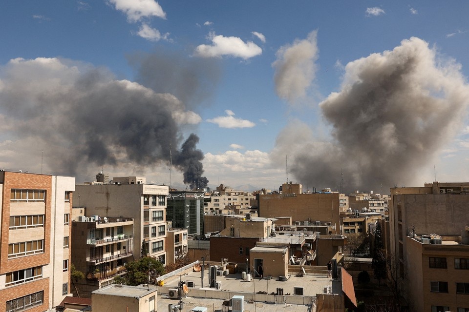    Израиль вместе с США вбивают в пыль и труху Иран REUTERS