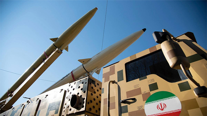    Иранские баллистические ракеты полетели в сторону американских военных баз. Фото: ТГ-канал Kotsnews