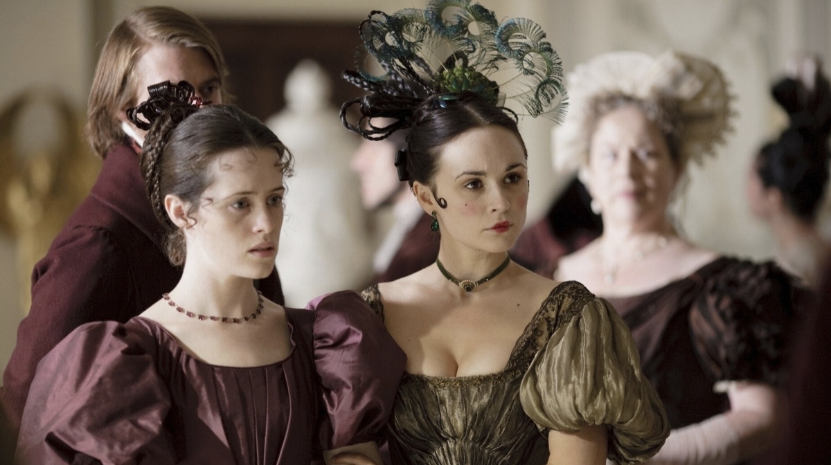 Кадр из мини-сериала «Крошка Доррит», 2008 год, режиссеры Адам Смит, Дирбла Уолш, Дирмуд Лоуренс