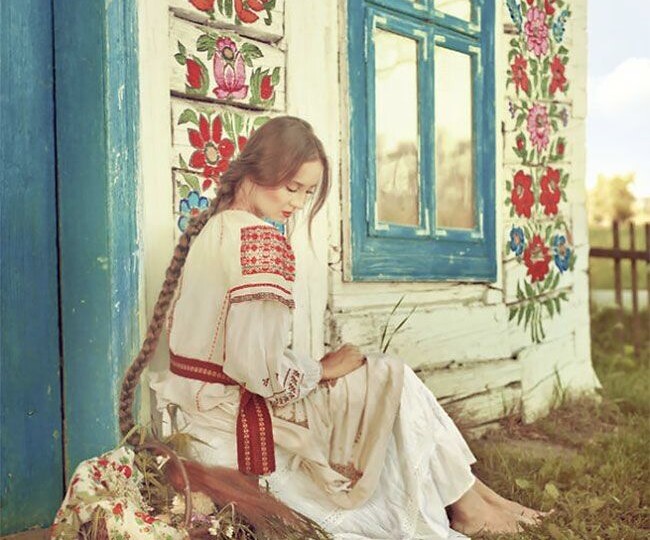 Зашифрованное послание предков: Гид по символам и оберегам в русском орнаменте