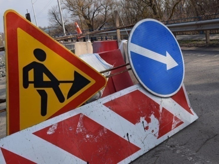     В Валуйках ямочный ремонт дорог проводят с помощью литого асфальта, фото: belregion.ru (архив)