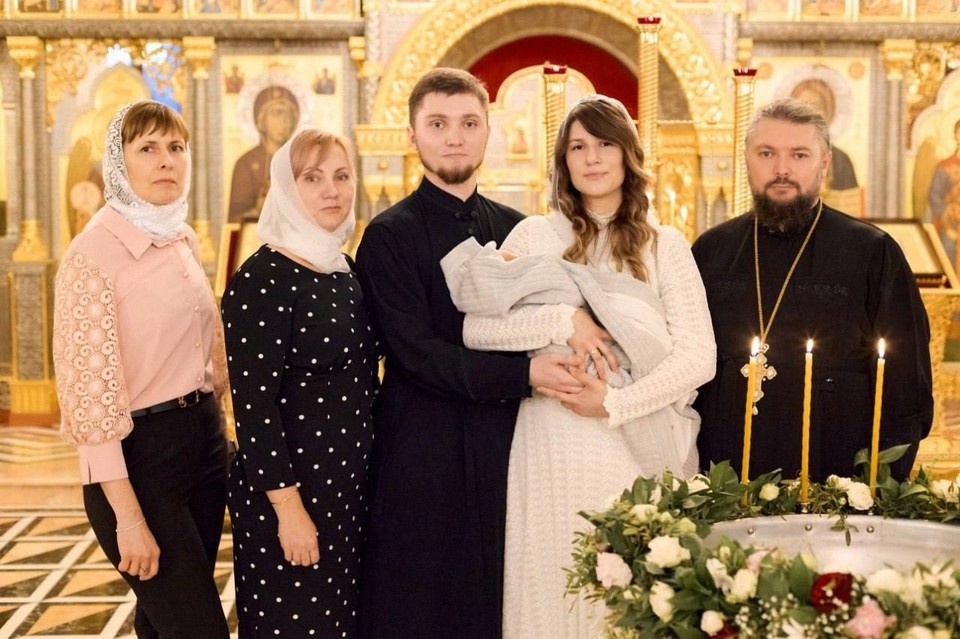    Иподиакон Иван Ильчук с семьей. Фото: Личный архив