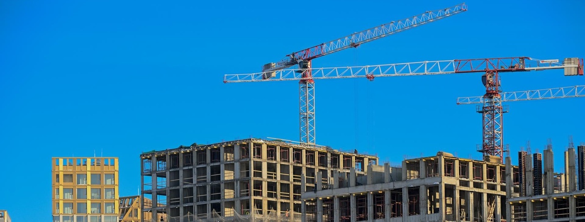    Строительство на намыве Васильевского острова. Автор фото: Ермохин Сергей