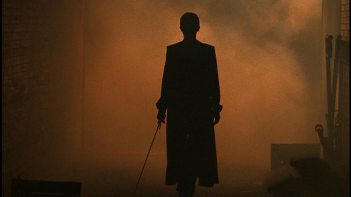 Кадр из сериала Горец: Ворон (1998 – 1999)