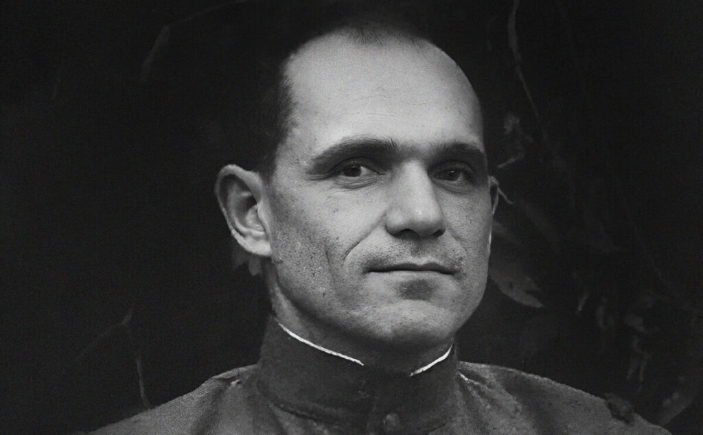 Яков Тихонович Новиченко.