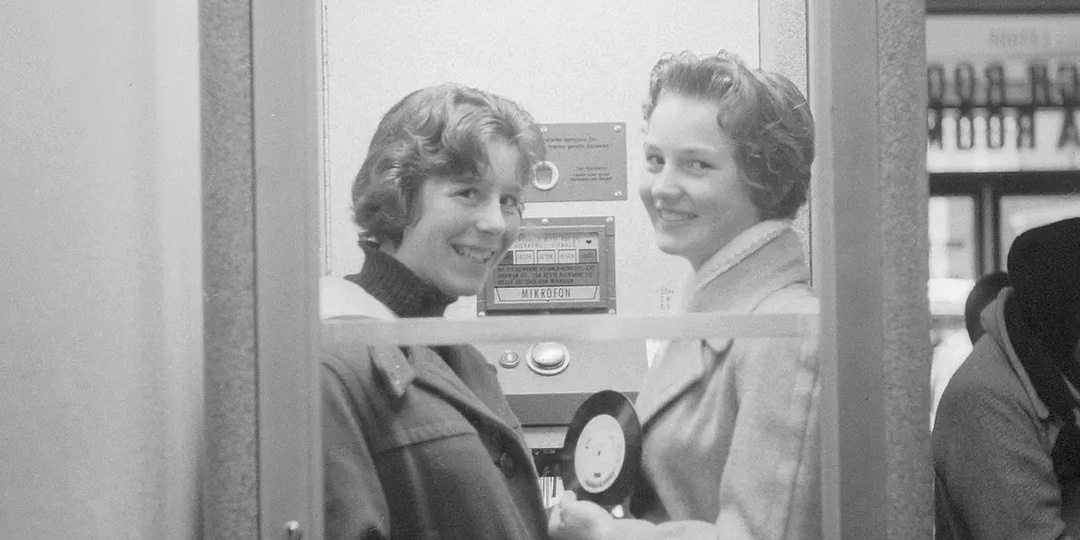 Голосовые сообщения: и полвека назад от них тоже не спрятаться