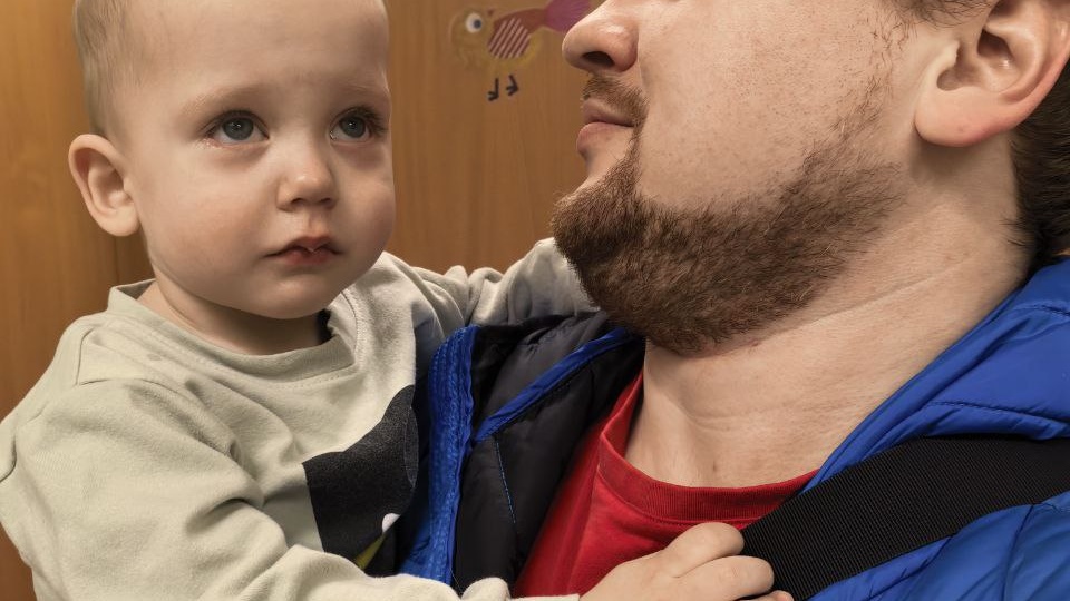 Как мать-ехидна малышочка в сад первый раз провожала