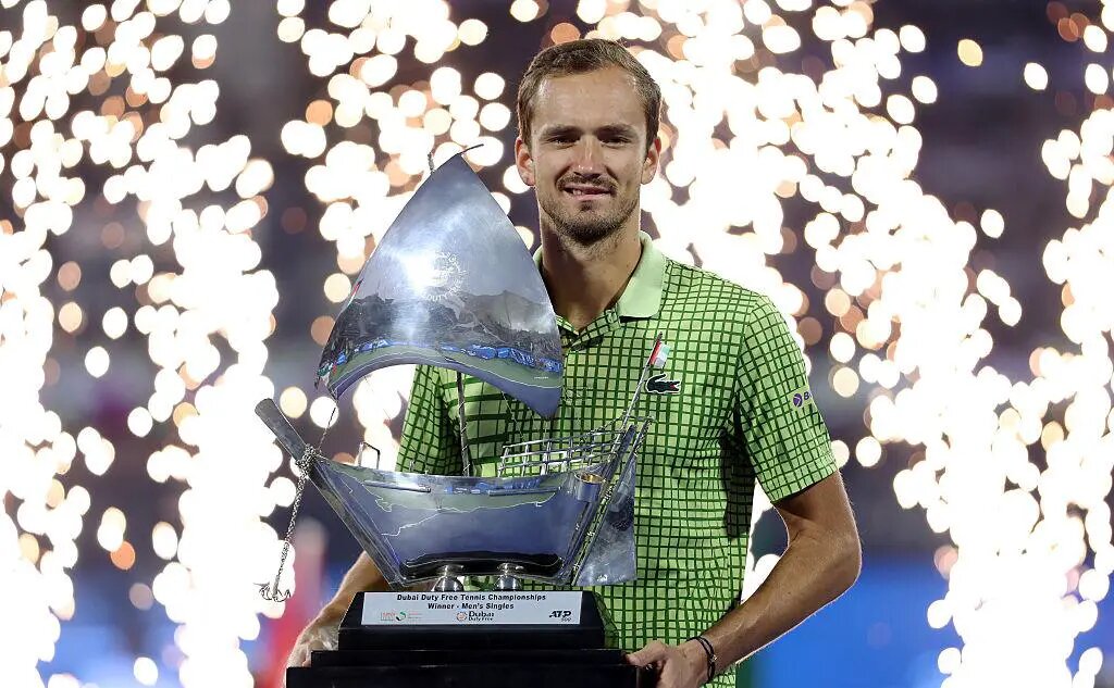    Даниил Медведев Фото: Christopher Pike / Getty Images Максим Сурков