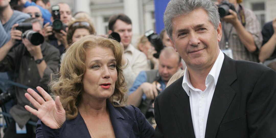 Муж изменял с певицей, чьим голосом она «пела» на экране — самая горькая ирония в биографии Алфёровой