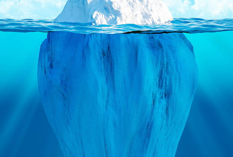 АЙСБЕРГ, КОТОРЫЙ НИКОГДА НЕ ВСПЛЫВЕТ: ЧТО СКРЫВАЮТ ТАМ, ГДЕ МОЛЧАТ ДАЖЕ ФАЙЛЫ ЭПШТЕЙНА