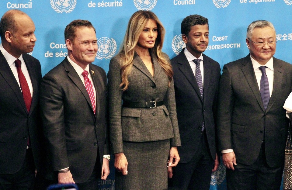    Мелания Трамп первой из жён президентов стала председателем на Совбезе ООН GLOBAL LOOK PRESS