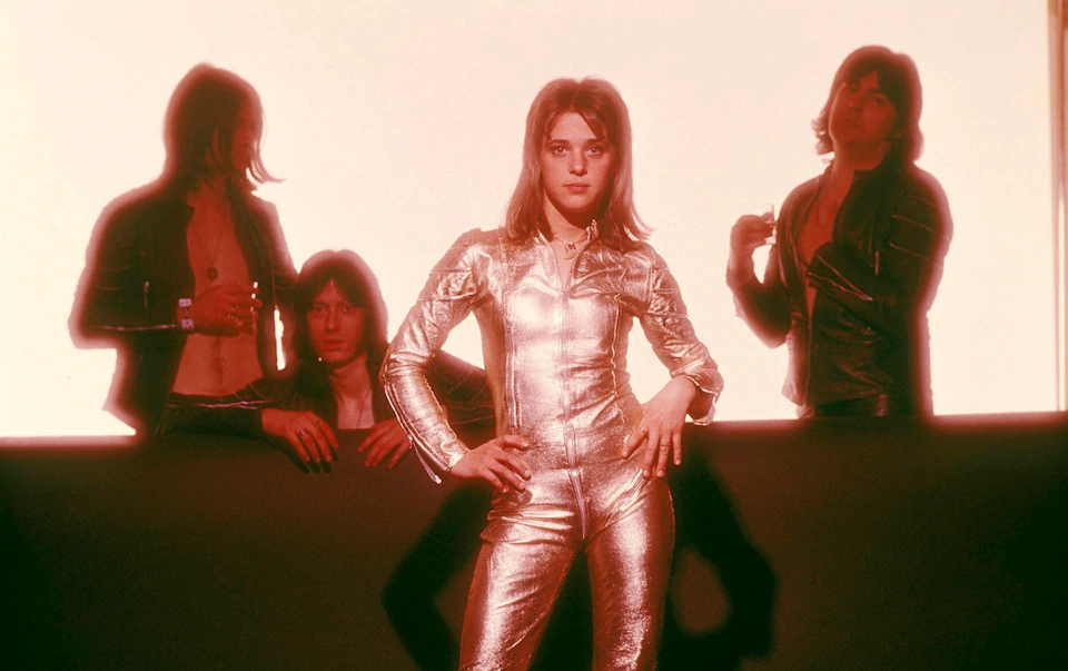 Одетая в кожу Кватро стала одной из самых ярких рок-звезд 1970-х годов. Фото: Гай Террелл/Redferns