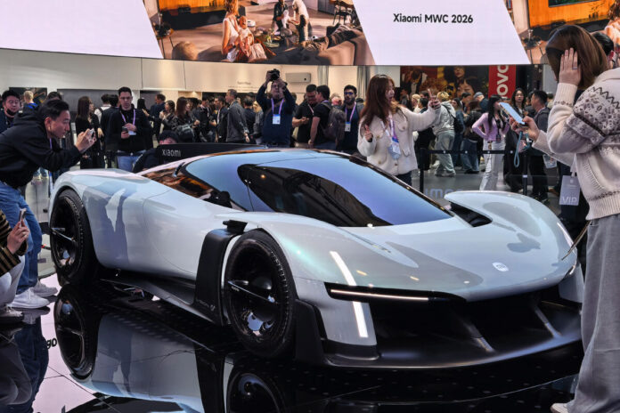    Xiaomi Vision GT: Революционный игровой руль, сочетающий дизайн геймпада и экстремальную мощность 1900 л.с.