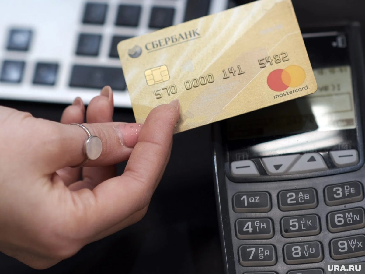     Счета россиян могут быть заблокированы или закрыты банками Германии из-за отсутствия ВНЖ