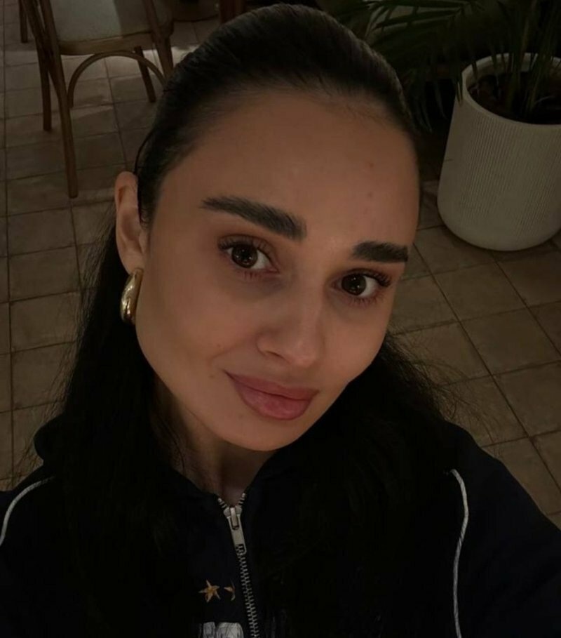     "Имгәнгән хатын өчен дога кылабыз..."