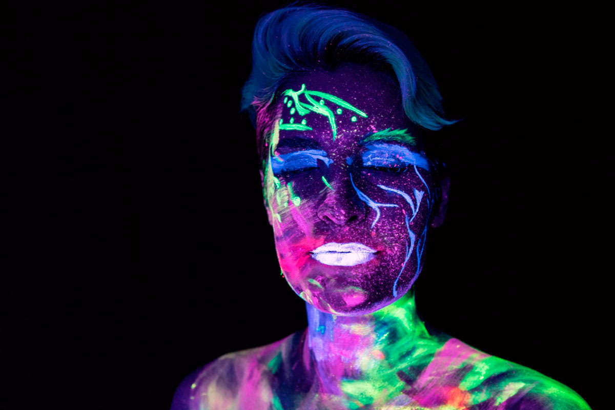 Нарцисс внедряет в вас свои оценки и взгляды через интроекцию