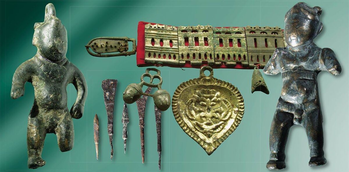 Предметы от этого мифического государства. Фото из сети.