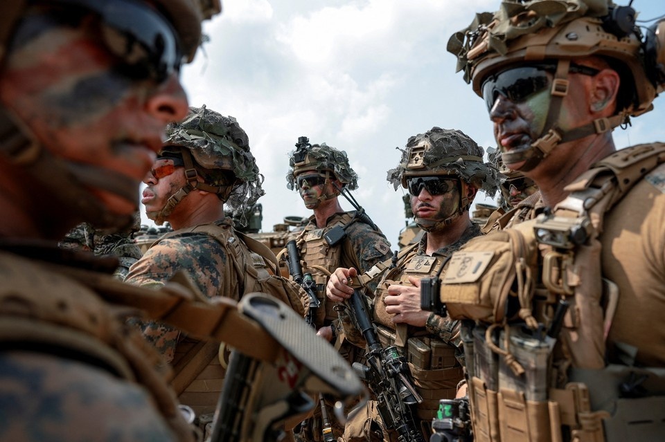    В КСИР заявили, что в результате атаки в Дубае погибли более 40 военных США REUTERS