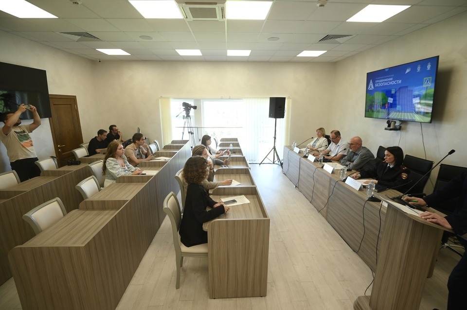    Руководству вузов предложили срочно принять меры и наладить соблюдение нормативов. Алексей БУЛАТОВ