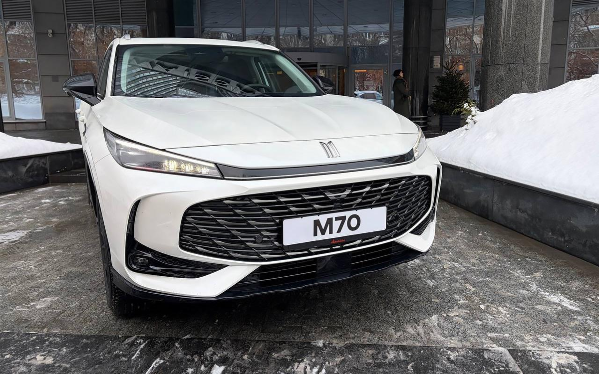 Новые модели Москвич поступили в салоны продаж российских дилеров