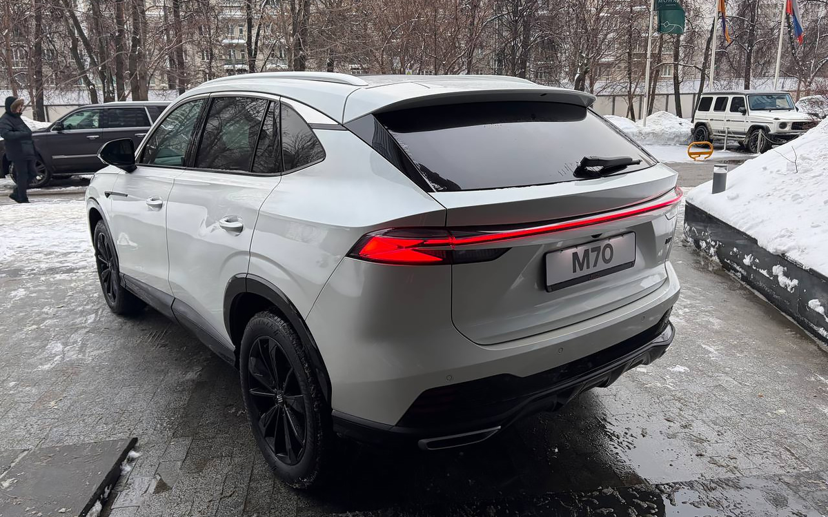 Москвич М70 – вид сзади