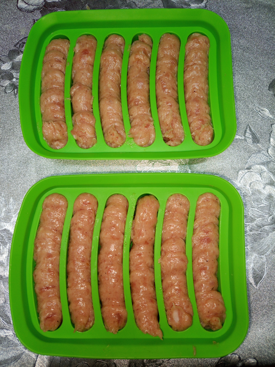 Домашние сосиски готовы