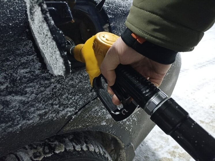     Напомним, запрет на экспорт бензина и дизеля действует до конца июля. Фото из архива "МК в Питере"