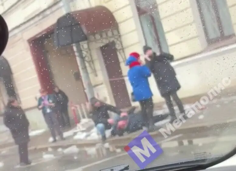    Фото: скриншот видео из telegram-канала «Мегаполис | ДТП и ЧП | Санкт-Петербург | Питер»