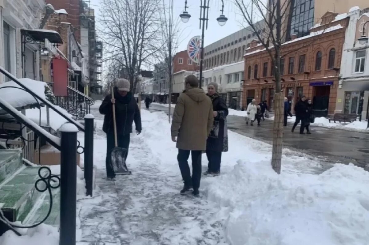    Саратовцы чаще жаловались на ЖКХ, медицину и дороги в феврале