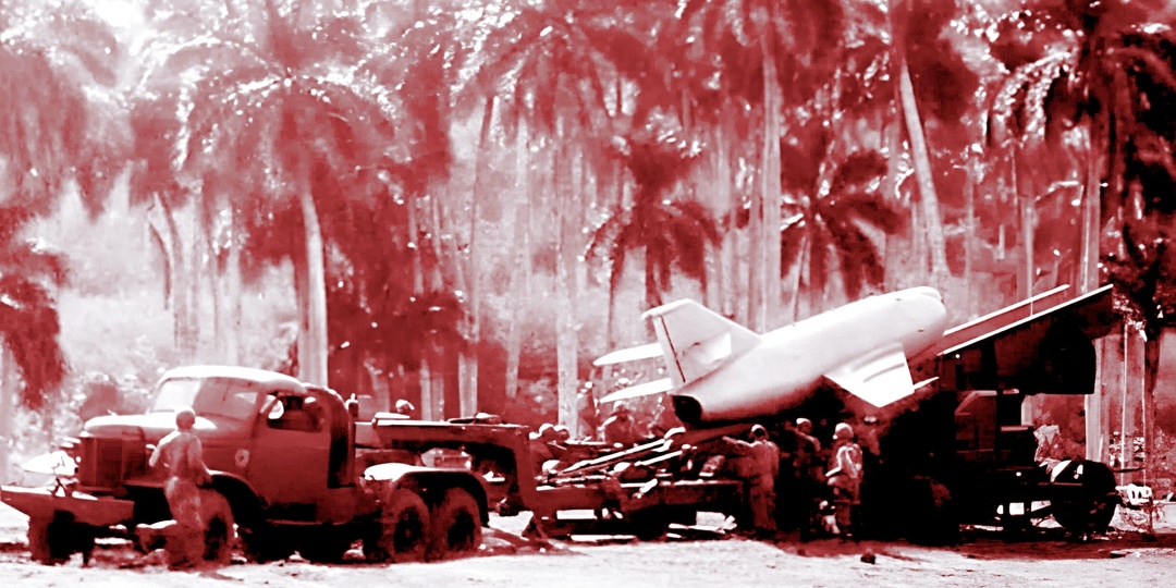 Как полуглухой грузчик стал советским разведчиком и смог предотвратить ядерную войну