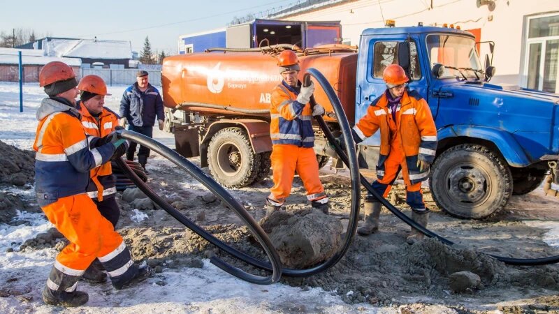     Водоканал выполняет запланированные мероприятия по подготовке к паводку. Фото предоставлено пресс-службой компании «Росводоканал Барнаул», автор Владимир Вдовин.