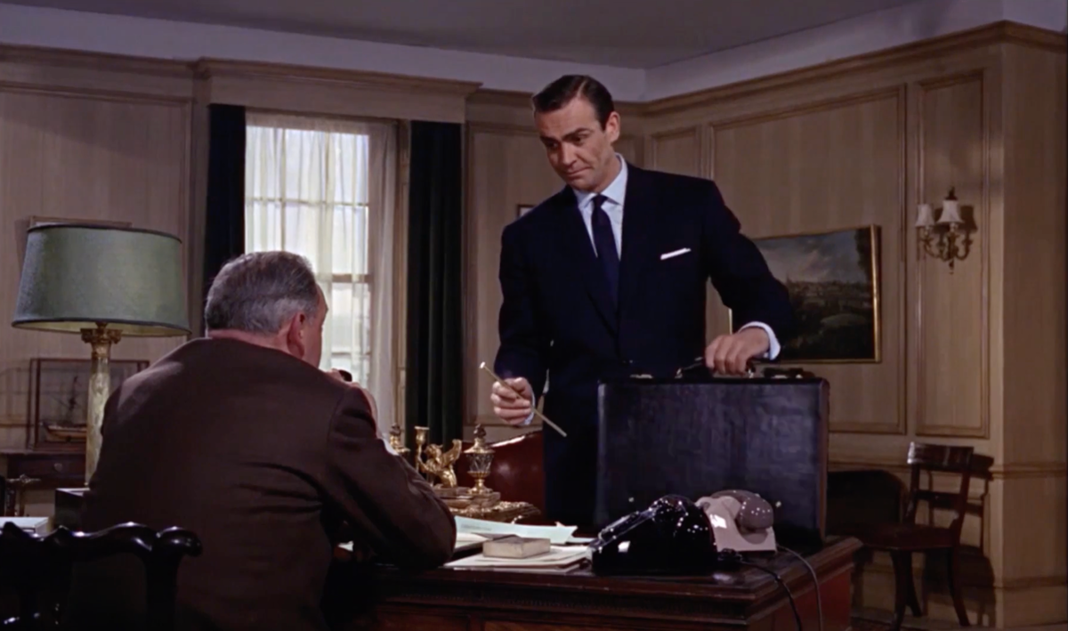 кадр из фильма «Из России с любовью» (1963)