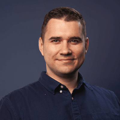 Колесниченко Виталий Николаевич. Родился в 1988 году в Киеве. Окончил Киевский национальный технический университет КПИ, специальность – инженер-энергетик. 