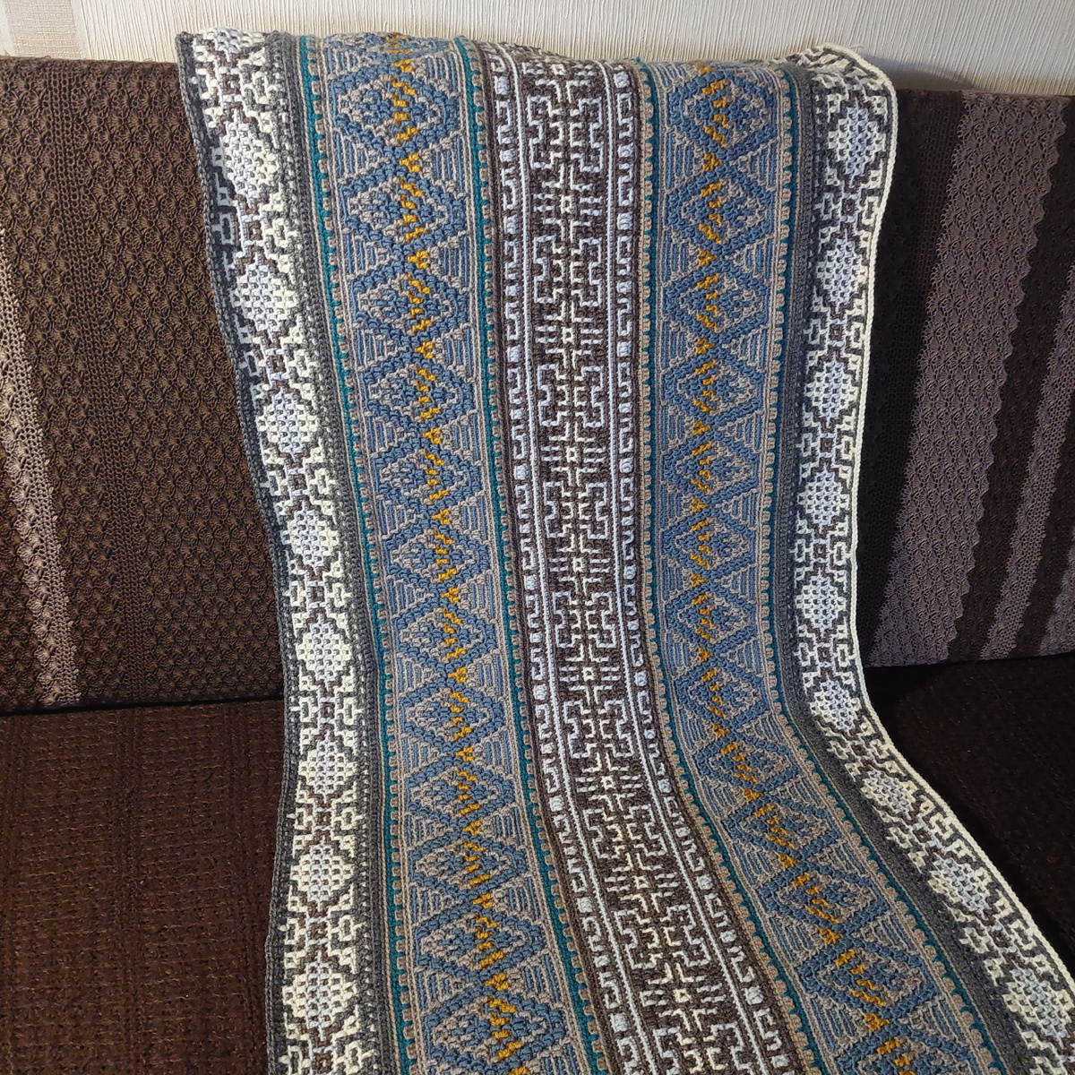 Вот такой фрагмент уже связан.