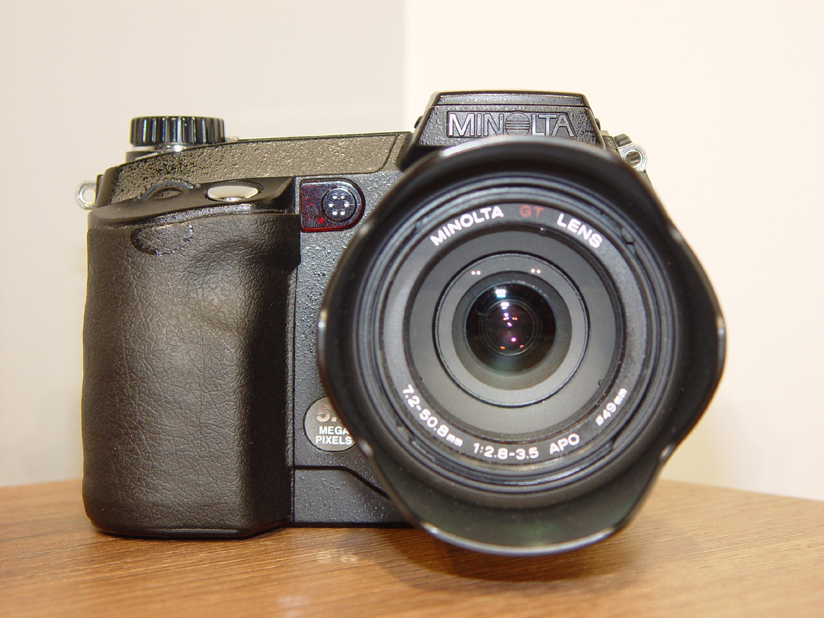 Minolta DiMAGE 7Hi из моей коллекции