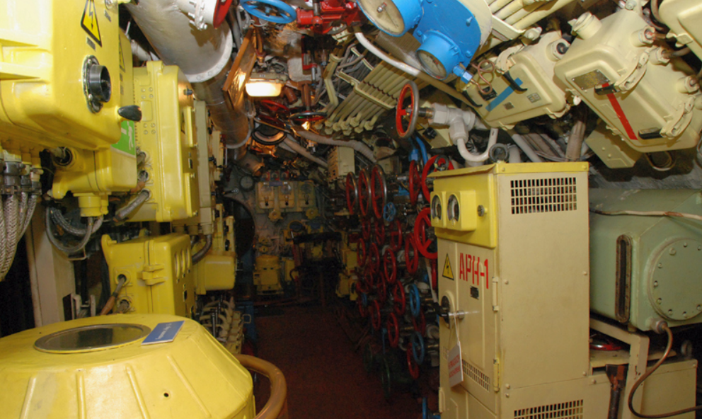 Центральный пост ПЛ 641 проекта. Вид с кормы в нос. Фото: web.archive.org