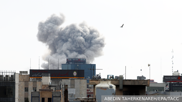     Фото: ABEDIN TAHERKENAREH/EPA/ТАСС   
 Текст: Алексей Дегтярёв