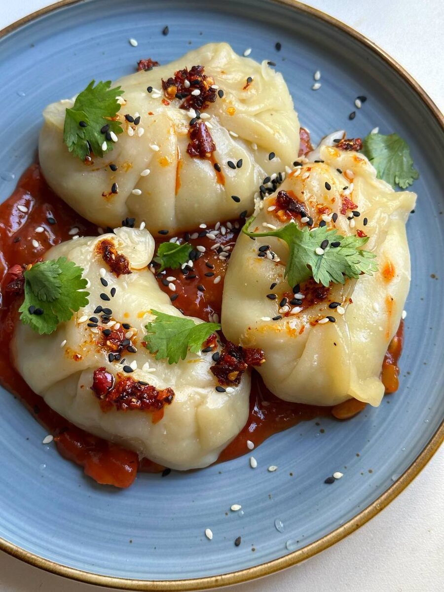 Манты / Момо с овощами и растительным фаршем