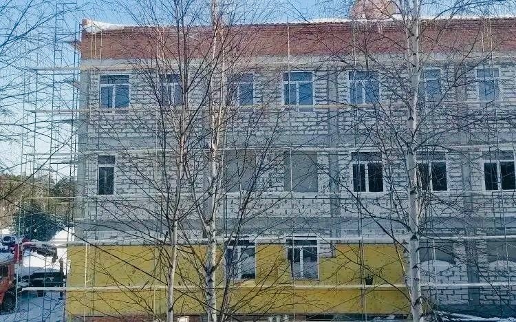    Прокуратура контролирует соблюдение сроков строительства поликлиники в Сургутском районе