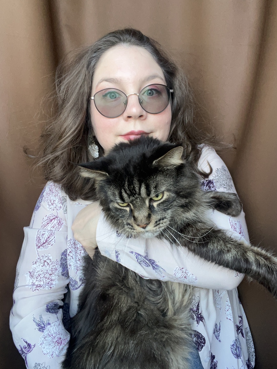 Мы с котом ради развлечения читателей 