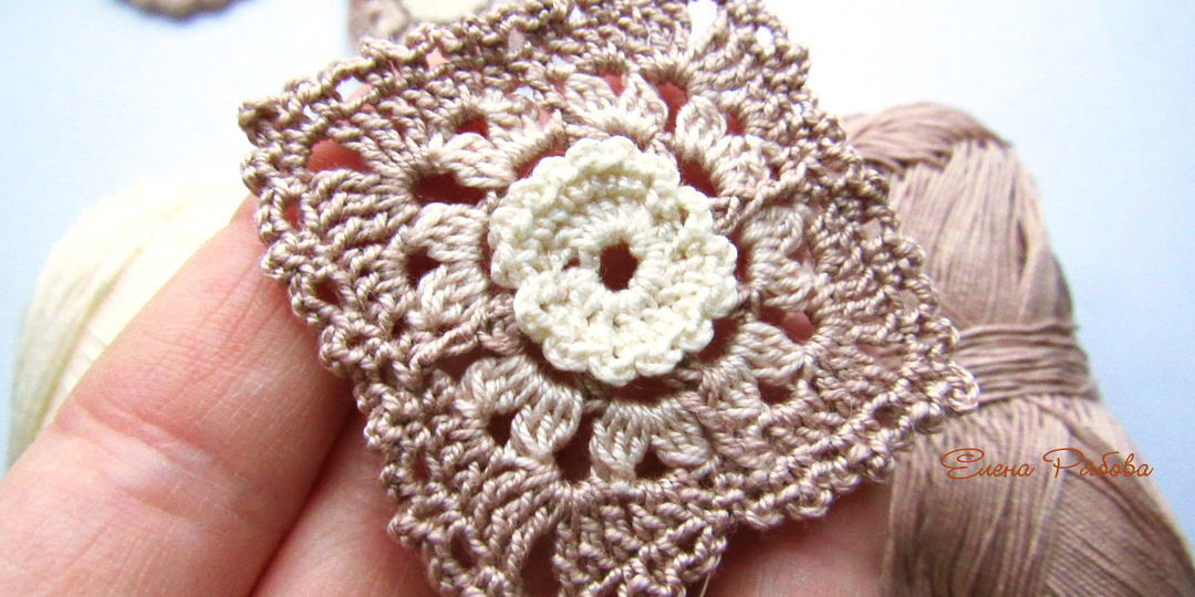 Квадратные мотивы крючком. Подборка из 10 схем